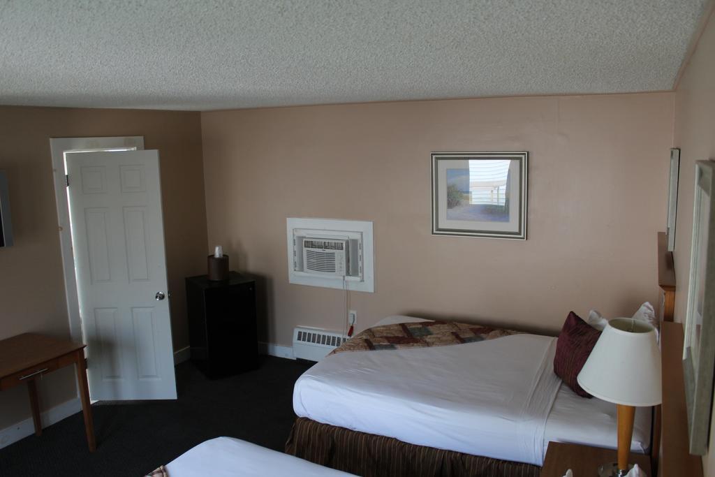 Capri Motel