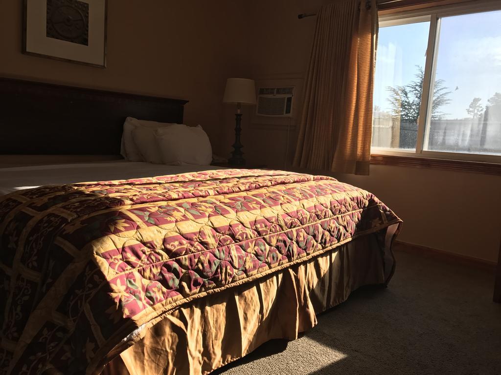 Capri Motel Dartmouth